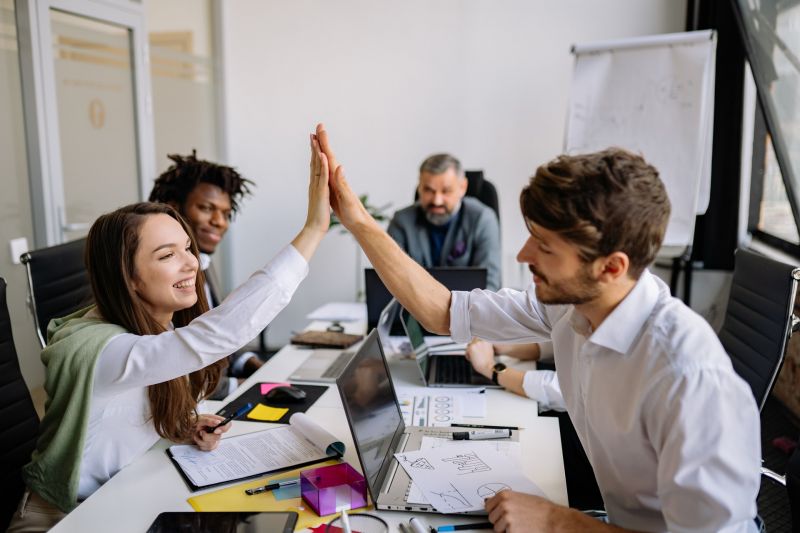 How to Get Noticed by a Headhunter: Tips for Job Seekers