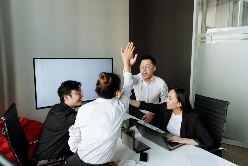 Cara Memilih Headhunter Terbaik untuk Perusahaan Anda