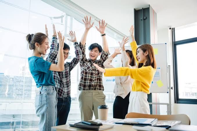Headhunting for Startups: Fast-Paced, High-Risk, High-Reward
